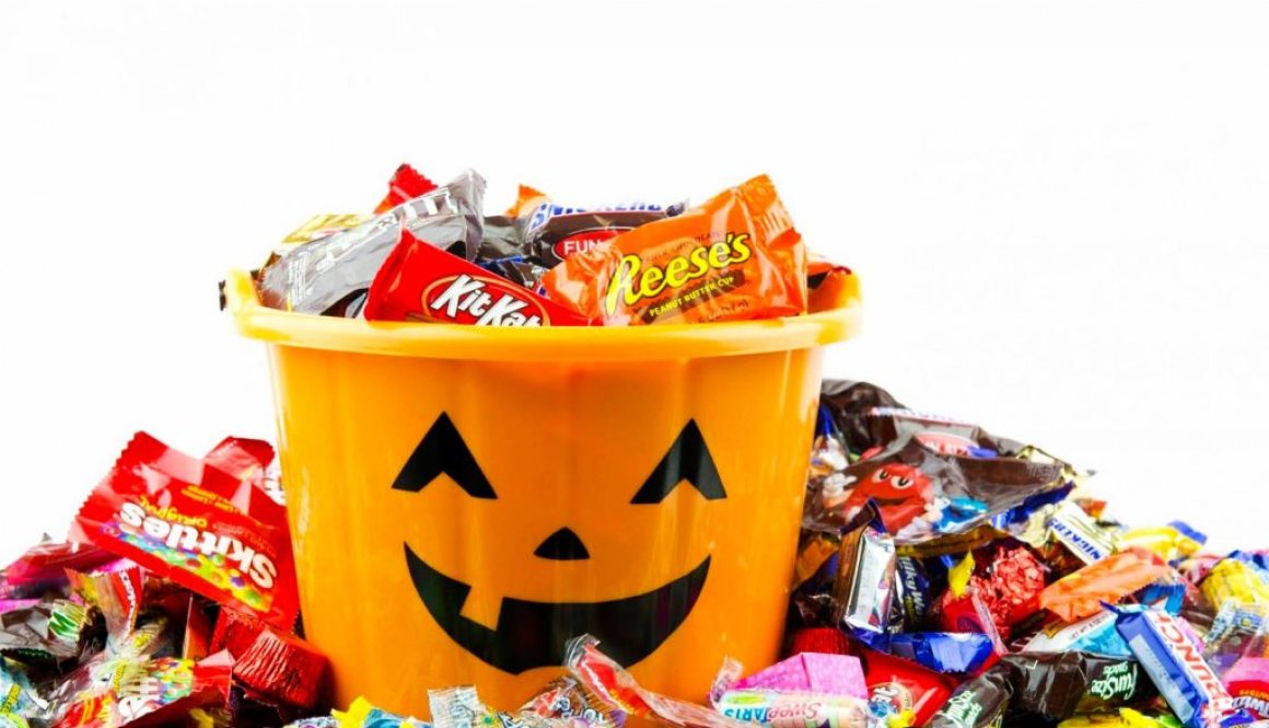 Mosinee dentist Halloween tips